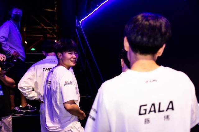 LPL登峰组激战正酣，iG迎战TES忍界大战再启，阿水直面昔日队友！