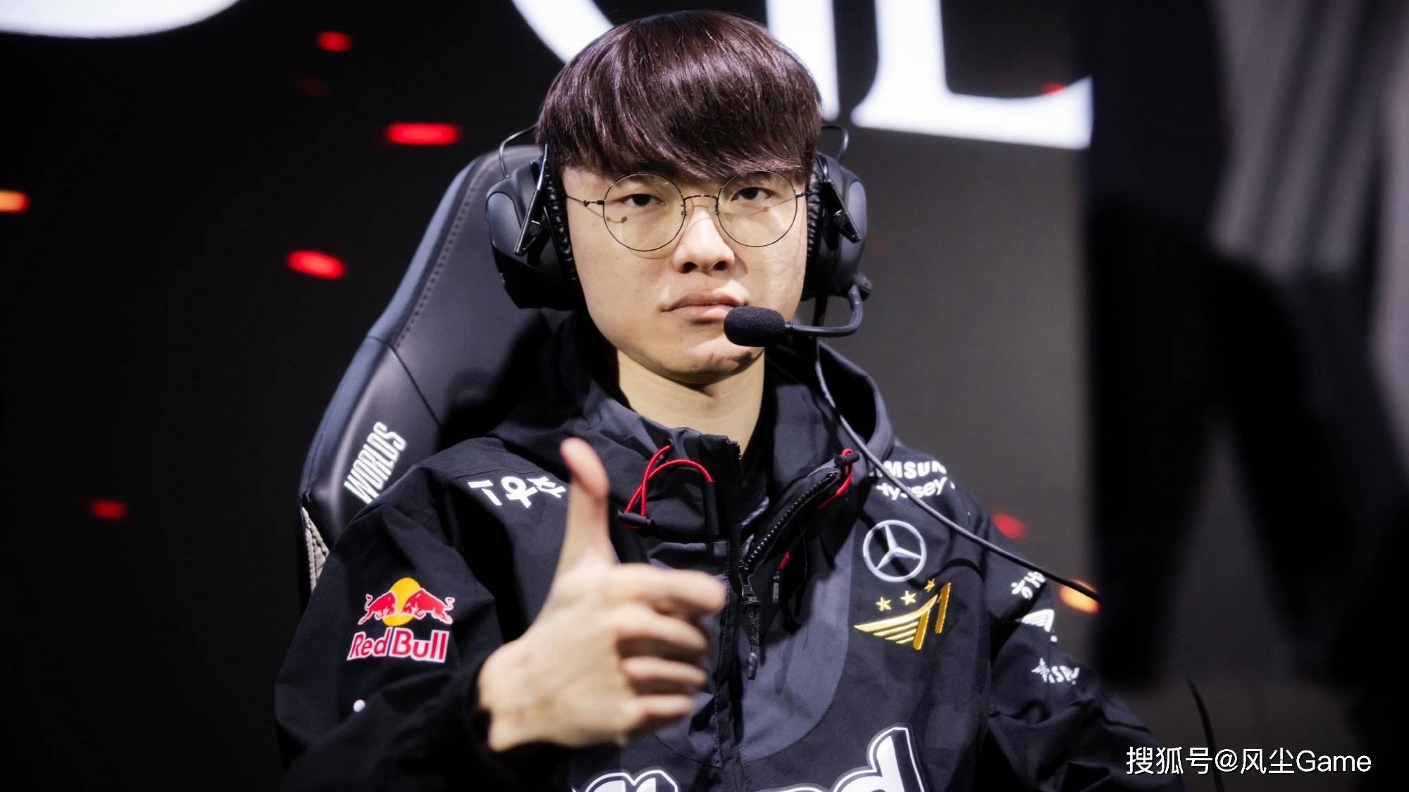 LOL传奇中单官宣退役(yì)！连续8年进世界赛，巅峰期把IG打到解散