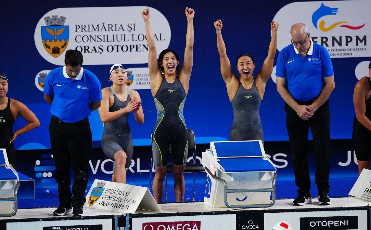 中国游泳新秀崭露头角,两位年轻选手夺得八枚金牌