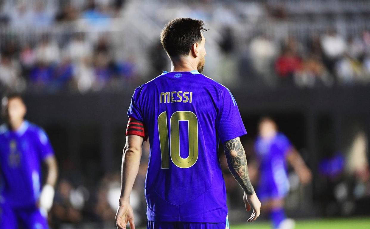 阿根廷国家队调整门将阵容，备战友谊赛